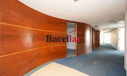 Sala comercial para alugar na Praça Pio X, Centro, Rio de Janeiro, 678 m2 por R$ 9.000