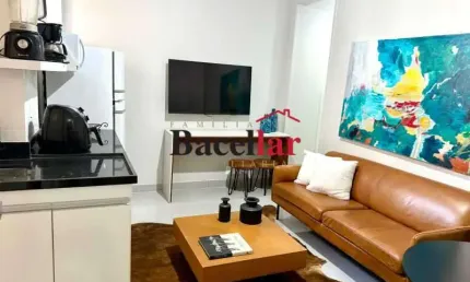 Apartamento com 1 quarto para alugar na Travessa Angrense, Copacabana, Rio de Janeiro, 52 m2 por R$ 5.500
