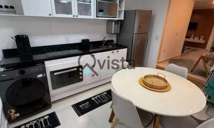Apartamento com lazer completo e piscina com vista para o mar na Enseada no Guarujá | QVista