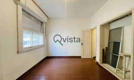 Kitnet 1 Quadra do mar, 1 Dormitório à Venda na Pitangueiras no Guarujá | QVista Inteligência Imobi
