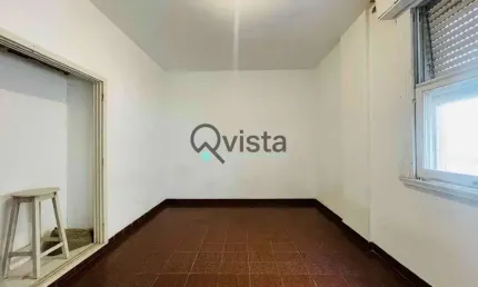Kitnet 1 quadra do mar, 1 dormitório à venda na pitangueiras no guarujá | qvista inteligência imobi