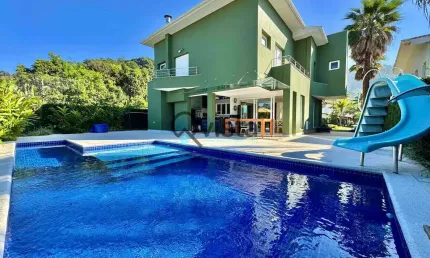 Casa moderna à venda em condomínio fechado na praia da enseada, guarujá, sp | qvista inteligência i