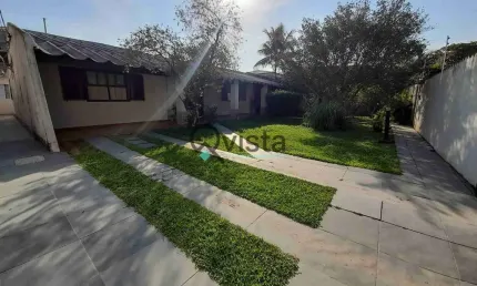 Casa à Venda na Enseada no Guarujá | QVista Inteligência Imobiliária Guarujá