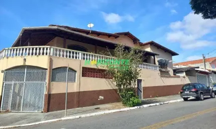 Casa com 2 dormitórios à venda, 423 m² por R$ 570.000,00 - Parque Novo Horizonte - São José dos Cam