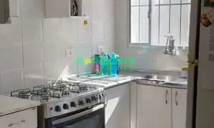 Casa com 2 dormitórios à venda no Parque Califórnia - Jacareí/SP