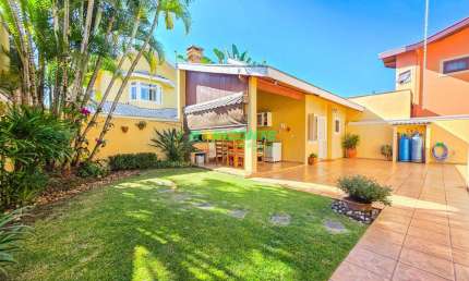 Casa à venda, 337 m² por R$ 1.990.000,00 - Urbanova - São José dos Campos/SP