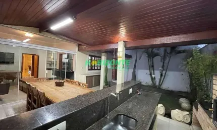 Casa com 3 dormitórios,3 suites, à venda, 237 m²  - Urbanova - São José dos Campos/SP