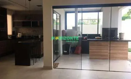 Casa com 3 dormitórios à venda, 261 m² - Urbanova - São José dos Campos/SP