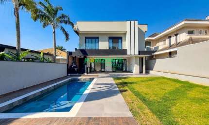 Casa com 4 dormitórios à venda no Urbanova - São José dos Campos/SP