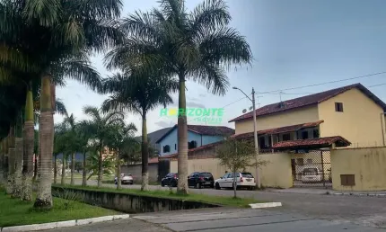 Village à venda, 44 m² por R$ 265.000,00 - Prainha - Caraguatatuba/SP