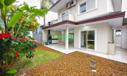 Sobrado para Locação 5 Quartos, 3 Suites, 2 Vagas, 250M², Urbanova, São José dos Campos - SP | Flor