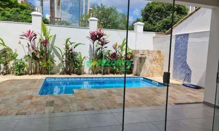 Casa no Sunset Park no Jardim Aquarius em São Jose Dos Campos - SP