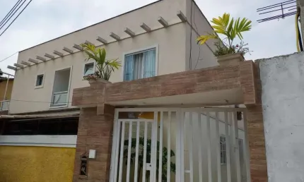 Casa em Condomínio para Venda em São Gonçalo, Colubandê, 2 dormitórios, 1 suíte, 2 banheiros, 1 vaga