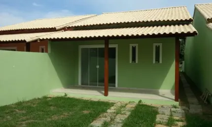 Casa em Condomínio para Venda em Maricá, Condado de Maricá, 3 dormitórios, 1 suíte, 2 banheiros, 2 vagas