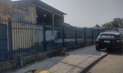 Barracão / Galpão / Depósito à venda na Rua Monsenhor Raeder, 02, Barreto, Niterói