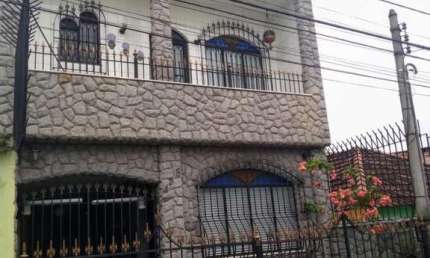 Casa para Venda em São Gonçalo, Parada 40, 3 dormitórios, 3 suítes, 6 banheiros, 1 vaga