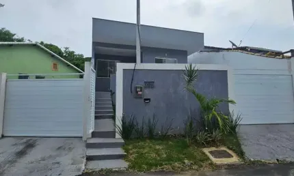 Casa para Venda em Maricá, São José de Imbassaí, 2 dormitórios, 1 suíte, 2 banheiros, 1 vaga