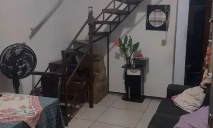 Casa em Condomínio para Venda em São Gonçalo, Jóquei Clube, 2 dormitórios, 1 banheiro, 1 vaga