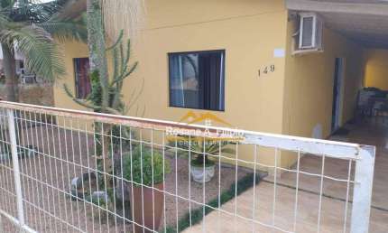 Casa à venda na Avenida Getúlio Vargas, Coloninha, Araranguá