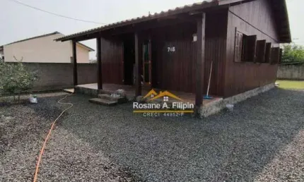 Casa com 2 dormitórios à venda, 77 m² por R$ 430.000 - Golfinho - Balneário Arroio do Silva/SC