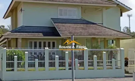 Casa com 6 dormitórios à venda, 359 m² - Centro - Balneário Arroio do Silva/SC