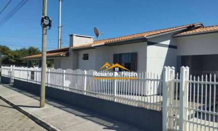 Casa com 4 dormitórios à venda, 200 m² - Centro - Balneário Arroio do Silva/SC