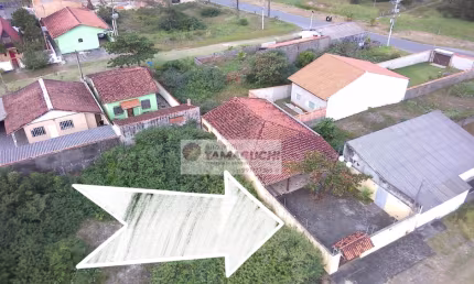 Ilha Comprida Casa próximo a praia com 2 dormitórios a venda no balneário São Januário