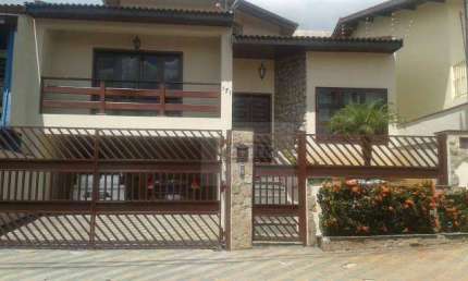 Casa com 3 dormitórios à venda, 180 m² - Jardim Miriam - Vinhedo/SP