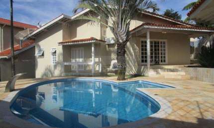 Casa à venda - Condomínio Bosques de Grevílea - Vinhedo/SP