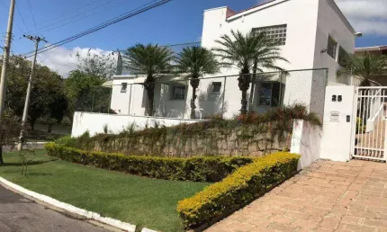 Casa com 3 dormitórios à venda, 400 m² - Condomínio Vista Alegre - Sede - Vinhedo/SP
