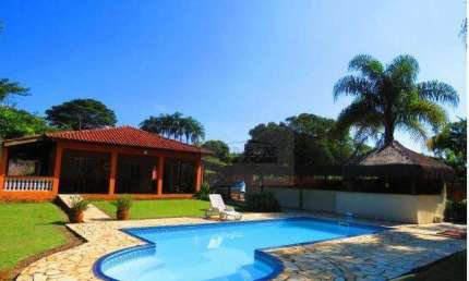 Chácara com 3 dormitórios à venda, 2350 m² - Pinheirinho - Vinhedo/SP