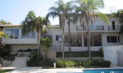 Casa com 4 dormitórios à venda, 753 m² - Condomínio Estância Marambaia - Vinhedo/SP