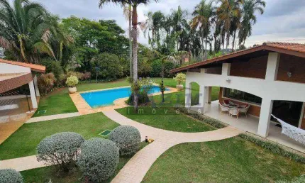 Casa térrea à venda no Condomínio Marambaia – Vinhedo/SP