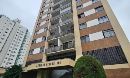 Apartamento com 3 quartos para alugar no Victor Konder, Blumenau  por R$ 2.500