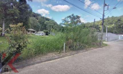Terreno à venda no Valparaíso, Blumenau  por R$ 650.000