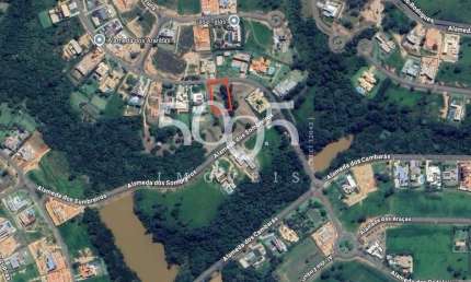 Excelente terreno à venda no condomínio Terras de São José II com 2157m2, em declive, em ótima localização.