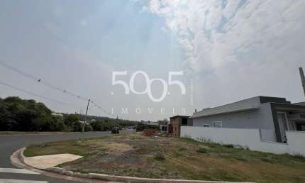 Terreno de esquina em condomínio à venda no condomínio Saint Paul em Itu, com 499,47m² de terreno, ótima topografia e boa localização
