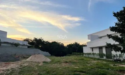 Terreno à venda no condomínio xapada de itu, com área total de 1023,95m².
