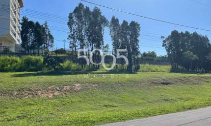 Excelente terreno à venda no condomínio Terras de São José em Itu com 2175m2 de área útil.