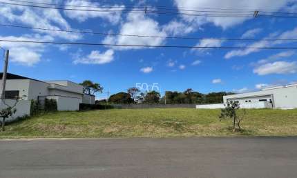 Terreno plano à venda no condomínio Xapada em Itu com 863m² de área total.