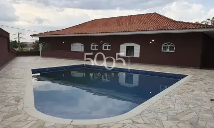 Casa à venda no Bairro Alto da Palmeiras em Itu, 4 suítes, com 700m² construídos e 1000m² de terreno.
