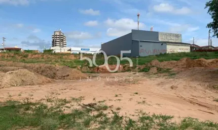 Área disponível para venda com 5700m² no Bairro Vila Gardiman, podendo ser residencial ou comercial, não perca essa oportunidade.