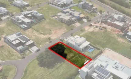 Terreno à venda no condomínio villas do golf, com 503m² de área útil. excelente lote com ótima topografia, com boa localização no condomínio.