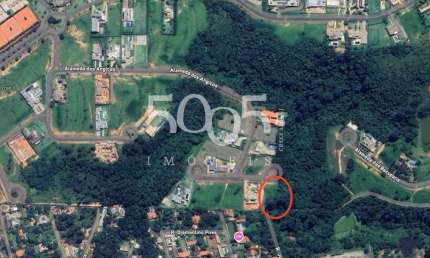 Terreno com leve aclive em ótima localização à venda no condomínio Terras de São José ll com 2310m² de área total.