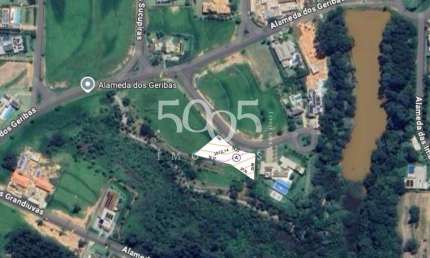 Terreno em ótima localização à venda no condomínio Terras de São José ll com 2012m² de área total. Super privilegiado! Em final de rua