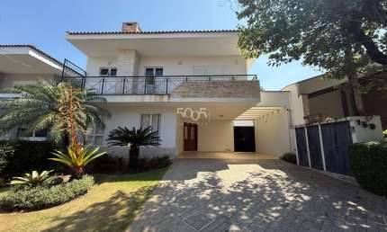 Casa sobrado à venda no Condomínio Portal de Itu I com 330m² de área construída, 4 dormitórios
