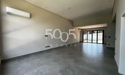 Casa térrea à venda no condomínio saint paul com 3 suítes, 210m² de área construída e 390m² de área total.