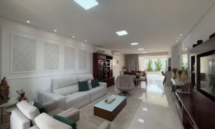 Casa à venda no condomínio saint paul com 4 suítes, 276m² de área construída e 360m² de área total.