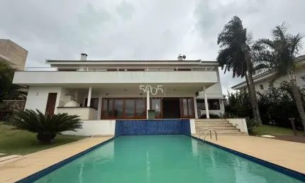 Casa em condomínio à venda, 4 suítes, no condomínio Plaza Athenee em Itu,  428m² de área construída e 1000m² de área total