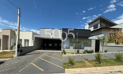 Casa mobiliada à venda no condomínio Lagos D'Icaraí em Salto com 200m2 de construção e 350m2 de terreno.